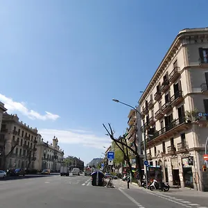 בית הארחה Orleans, ברצלונה