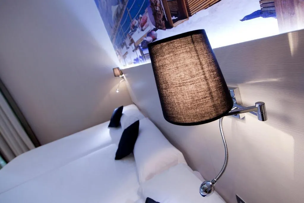 Casa de hóspedes Hostal Bcn Ramblas Barcelona