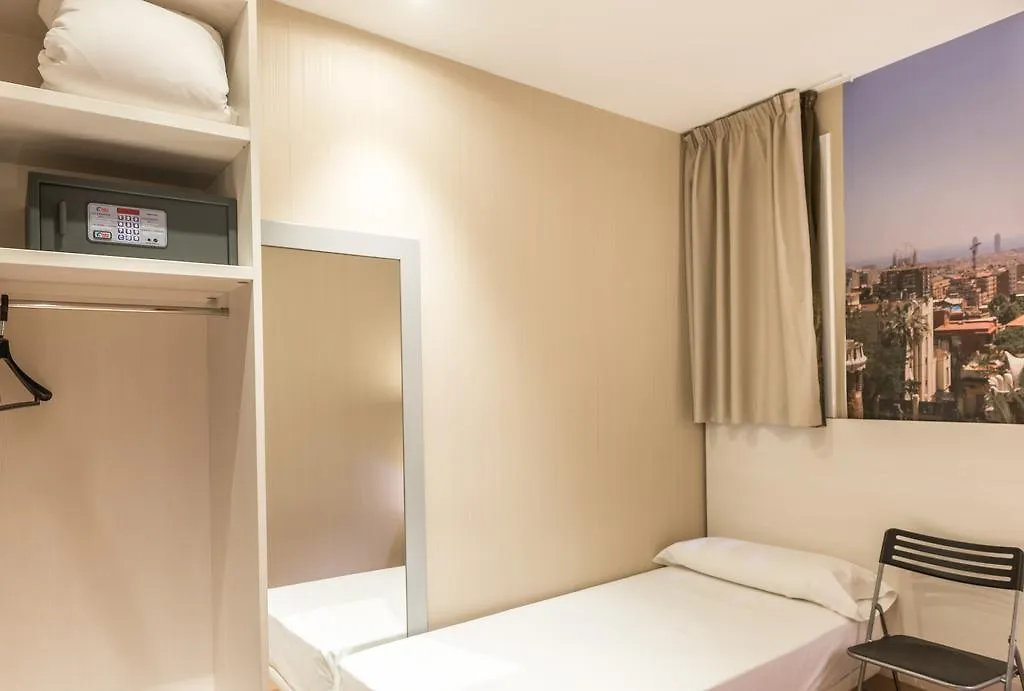 Casa de hóspedes Hostal Bcn Ramblas Barcelona