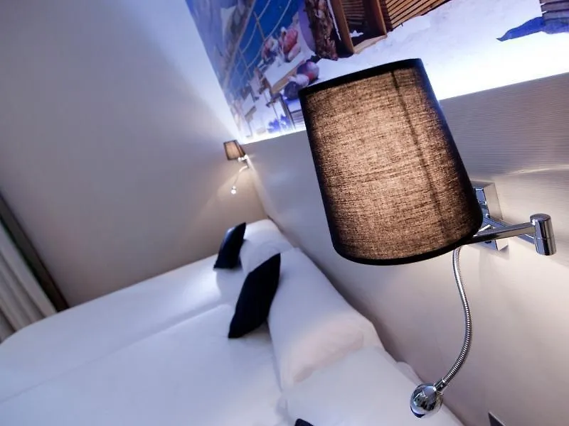 Casa de hóspedes Hostal Bcn Ramblas Barcelona